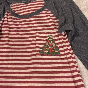 Christmas Stripe Top.    New With Tags